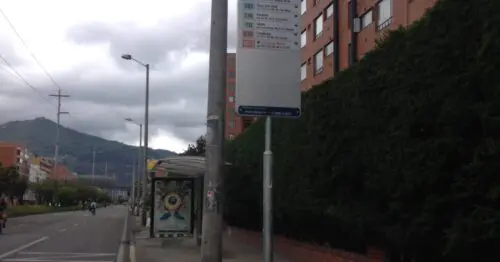 PARADERO SITP URBANIZACION ARBOLEDA DEL COUNTRY  201A01